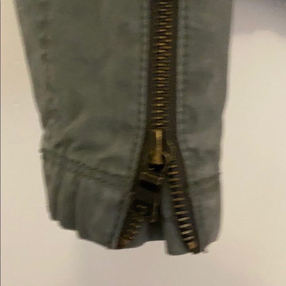 Gap Spring jacket. - Picture 3 of 4